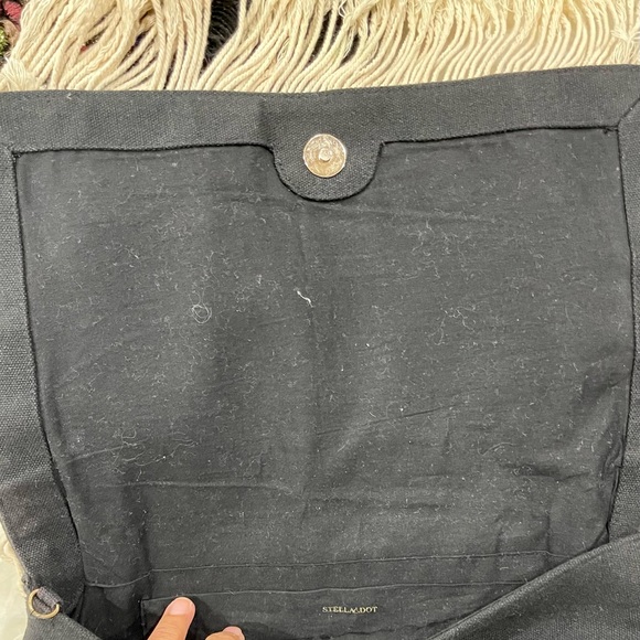 4 Stella & Dot clutches f-ship - Picture 10 of 12